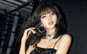 Nữ ca sĩ trong nhóm nhạc Black Pink tiếp tục lộ clip